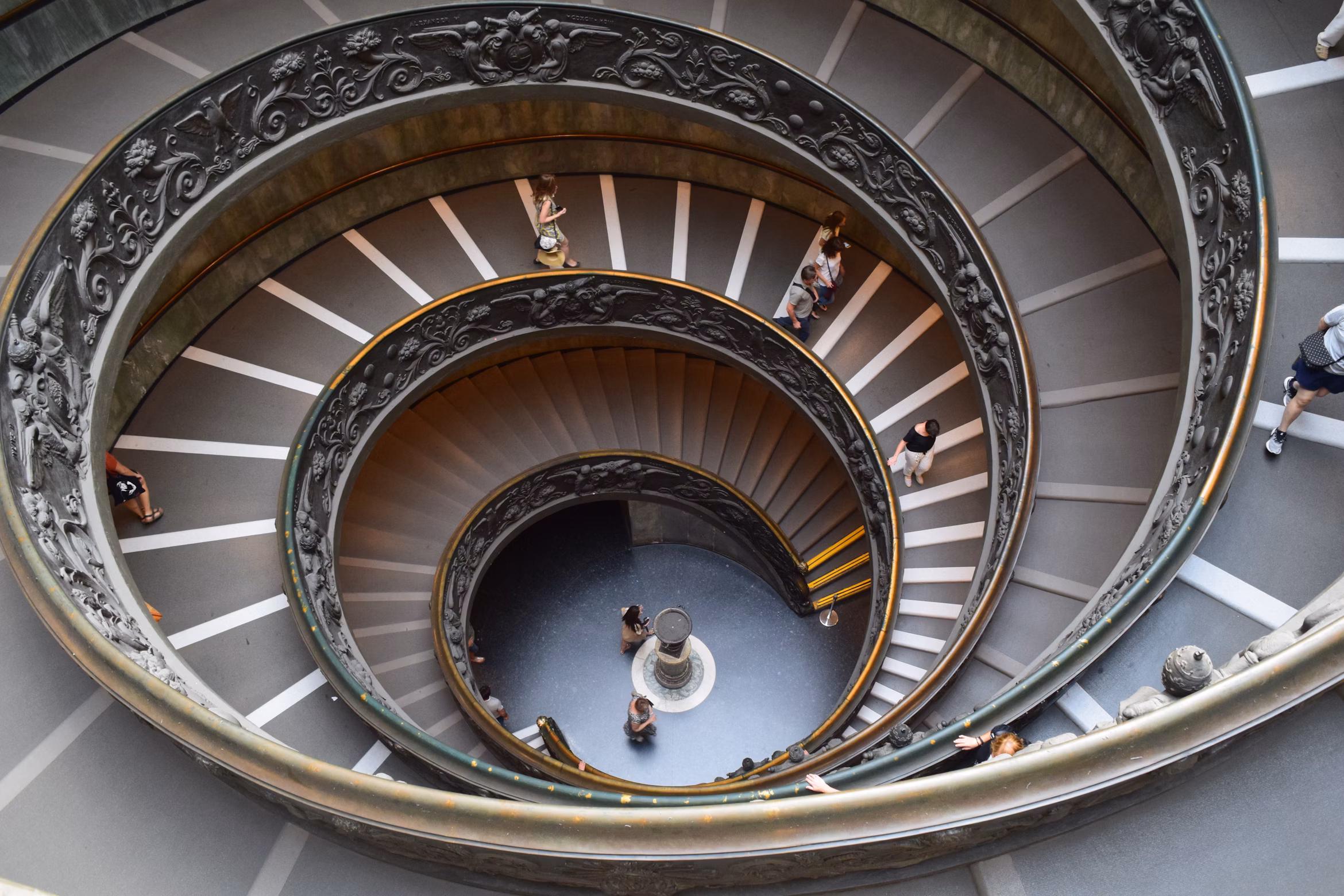 Illustration of a spiral stair case, a metaphor for idempotency in data pipelines